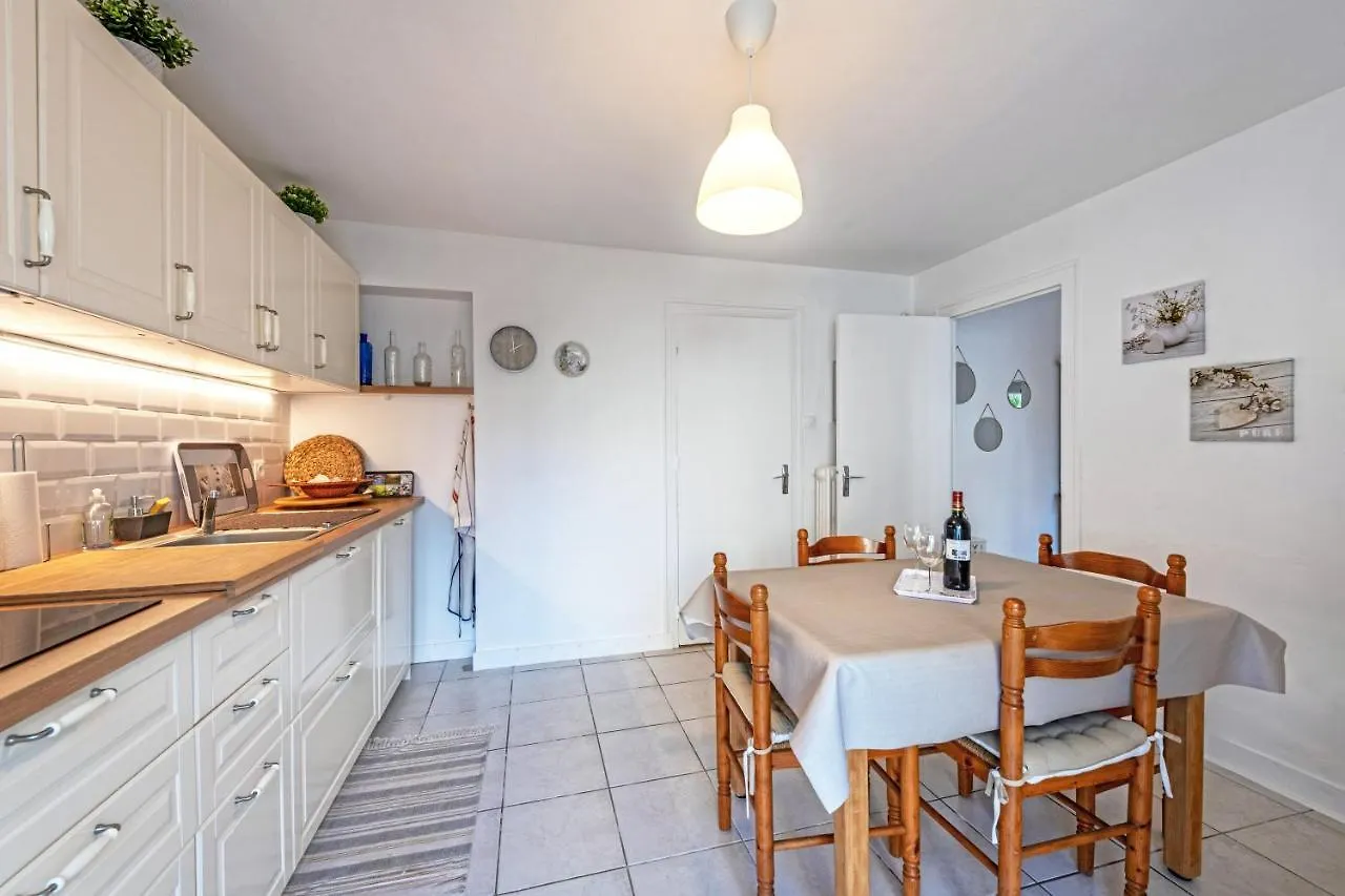 Appartement 85M2 A 2Kms Plage Kerlouan 0*,  França